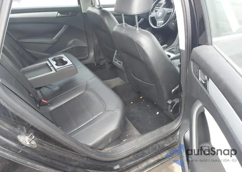 2013 Volkswagen Passat 2.5L Se z USA, uszkodzony, nr VIN 1VWBH7A39DC049265